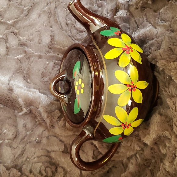 Vintage Royal Canadian Art Pottery Hand Painted Floral Teapot Brown/Yellow - Picture 2 of 7